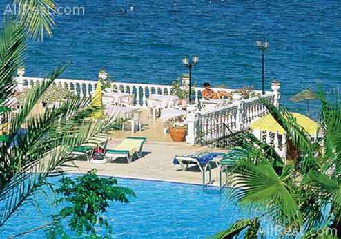 Paloma Beach 6